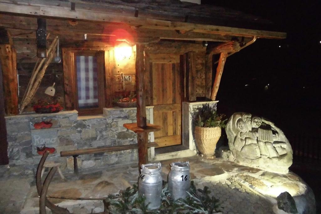 Maison Lazier Châtillon Exteriér fotografie